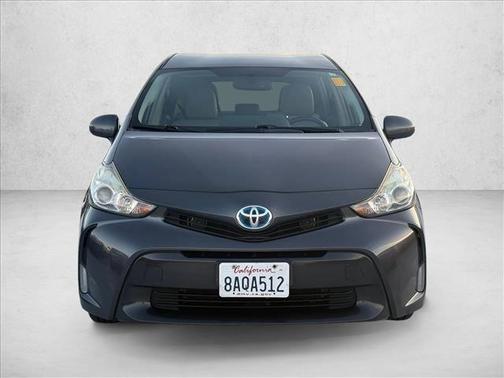 2017 Toyota Prius v Four