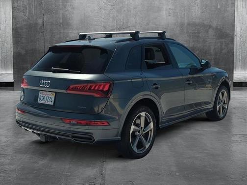2020 Audi Q5 45 Titanium Premium Plus