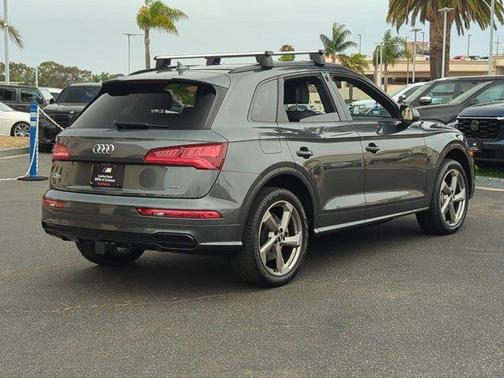 2020 Audi Q5 45 Titanium Premium Plus