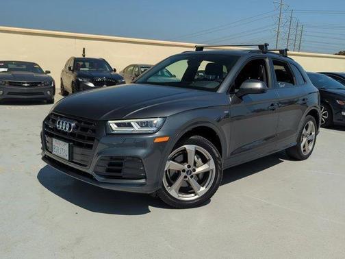 2020 Audi Q5 45 Titanium Premium Plus