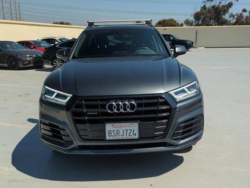 2020 Audi Q5 45 Titanium Premium Plus
