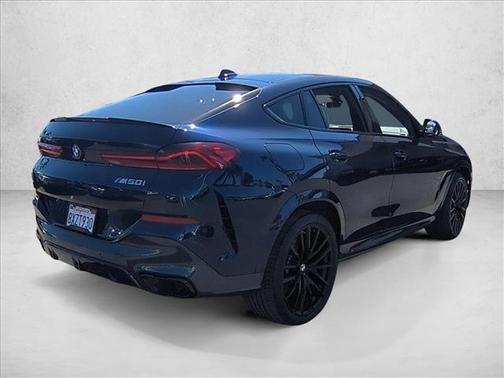 2022 BMW X6 M50i