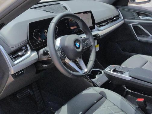 Alpine White 2026 BMW X1 xDrive28i