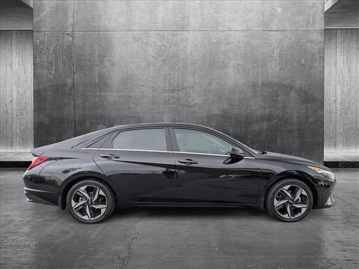 2023 Hyundai ELANTRA HEV Limited