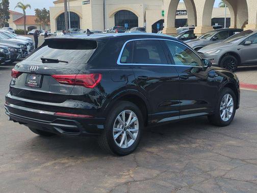 2021 Audi Q3 45 S line Premium