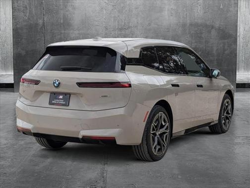 2026 BMW iX xDrive45