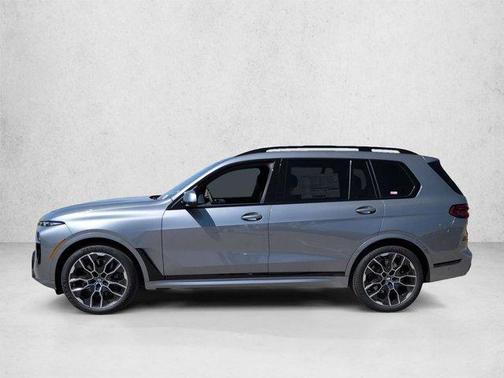 Gray Metallic 2026 BMW X7 xDrive40i