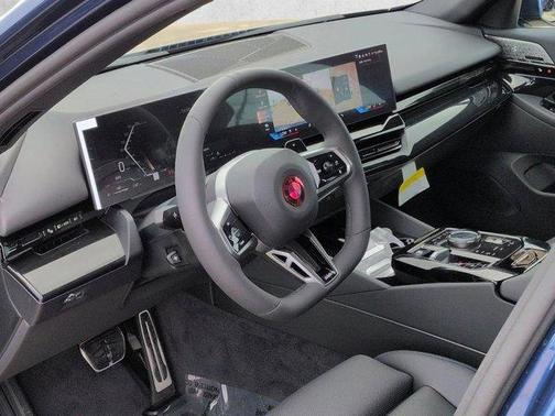 Phytonic Blue Metallic 2026 BMW 530 i