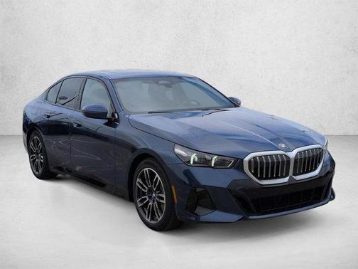 Phytonic Blue Metallic 2026 BMW 530 i