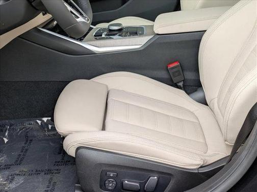 2025 BMW 330 i