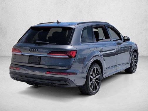 Samurai Gray Metallic 2021 Audi Q7 55 Premium Plus