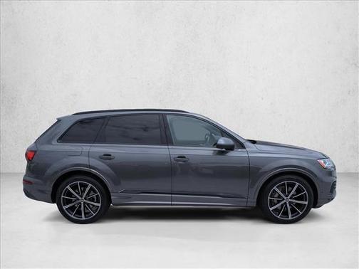 Samurai Gray Metallic 2021 Audi Q7 55 Premium Plus