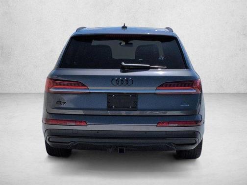 Samurai Gray Metallic 2021 Audi Q7 55 Premium Plus