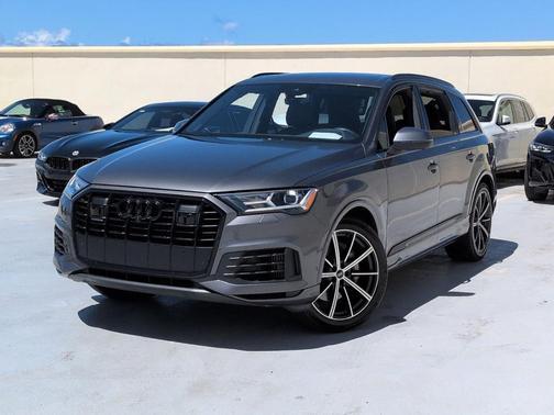Samurai Gray Metallic 2021 Audi Q7 55 Premium Plus