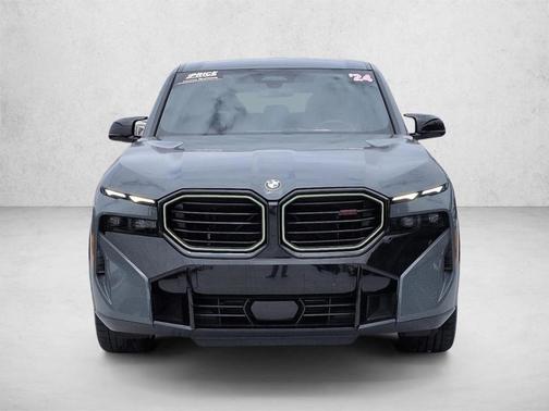 Special 2024 BMW XM Label Red