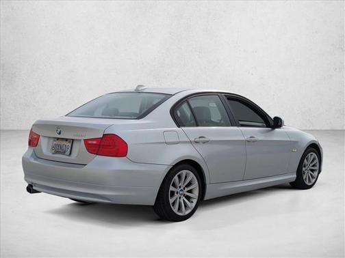 2011 BMW 328 i