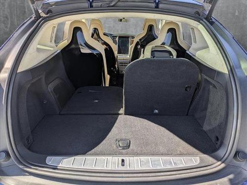 2016 Tesla Model X 90D