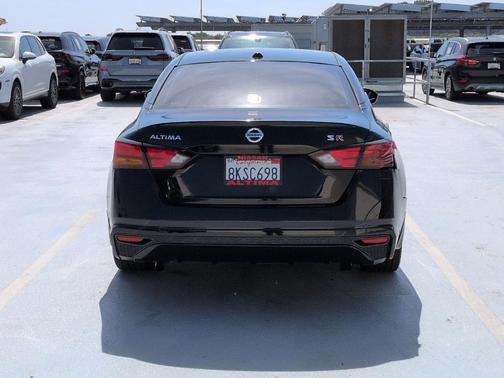 Black 2019 Nissan Altima 2.5 S