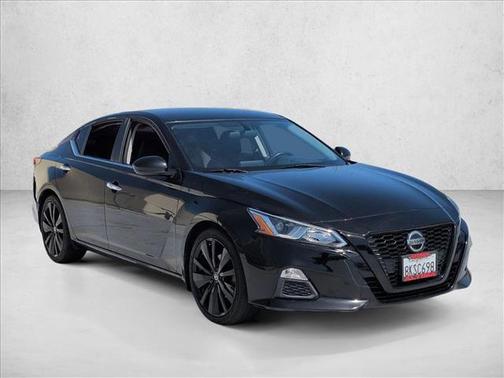Black 2019 Nissan Altima 2.5 S