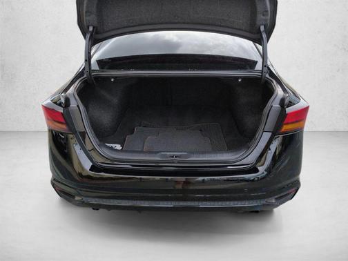 Black 2019 Nissan Altima 2.5 S
