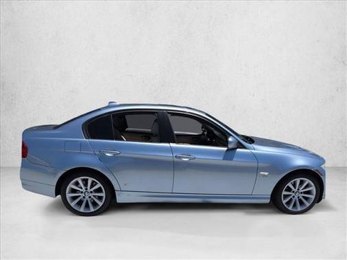 Blue Water Metallic 2011 BMW 328 i xDrive