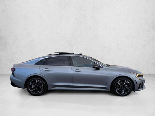Steel 2025 Kia K5 GT-Line