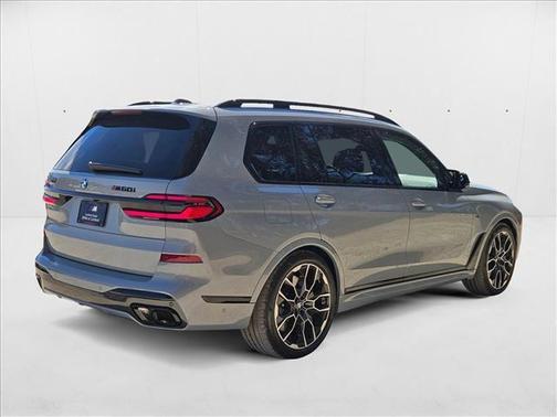 2026 BMW X7 M60i