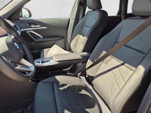 Dune 2027 BMW X1 xDrive28i