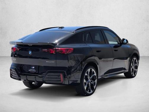 Black Sapphire Metallic 2025 BMW X2 xDrive28i