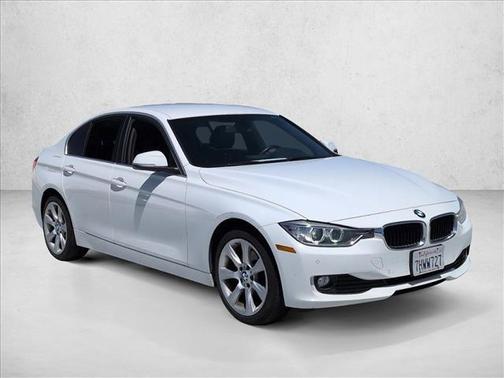 Alpine White 2015 BMW 320 i xDrive