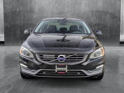 2016 Volvo S60 T5 Inscription Drive-E Platinum