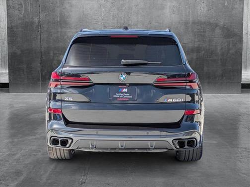 2024 BMW X5 M60i