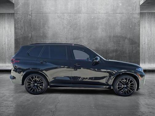 2024 BMW X5 M60i