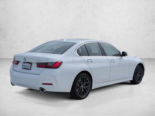 Alpine White 2025 BMW 330 i xDrive