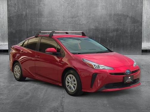 2022 Toyota Prius LE