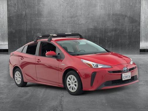 2022 Toyota Prius LE