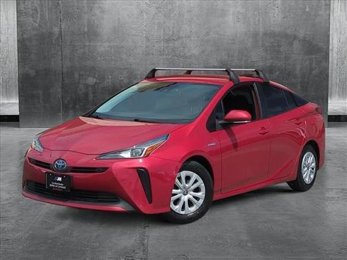 2022 Toyota Prius LE