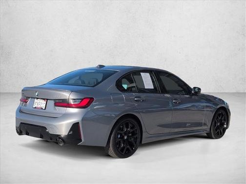 2025 BMW 330 i xDrive