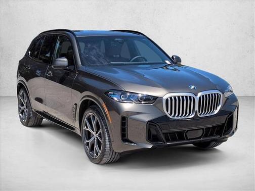 Manhattan Green Metallic 2026 BMW X5 PHEV xDrive50e
