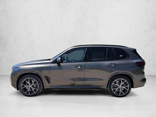 Manhattan Green Metallic 2026 BMW X5 PHEV xDrive50e
