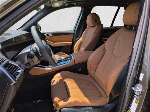 Manhattan Green Metallic 2026 BMW X5 PHEV xDrive50e