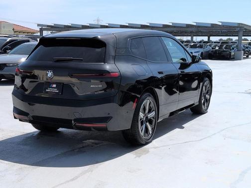 Black Sapphire Metallic 2026 BMW iX xDrive45