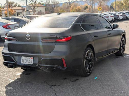 2024 BMW 760 760i xDrive