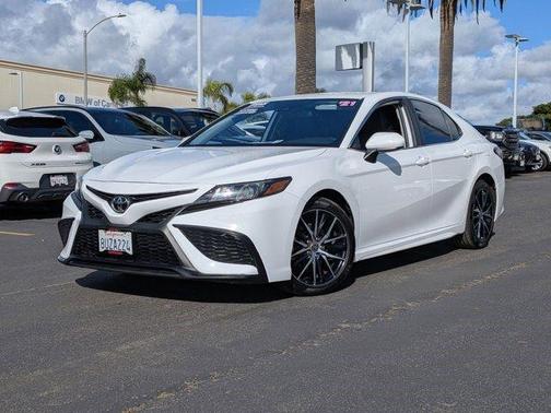 2021 Toyota Camry SE