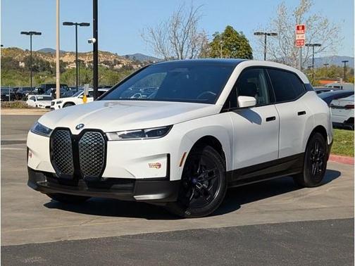 Alpine White 2024 BMW iX xDrive50