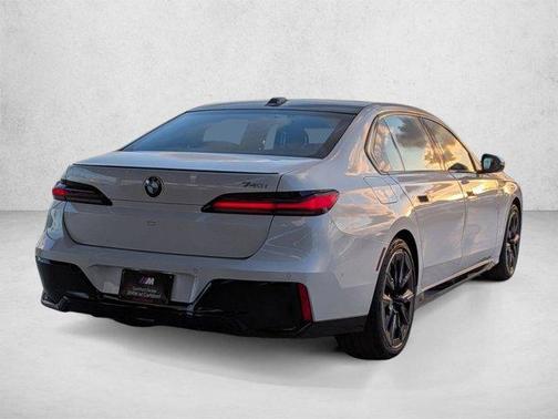 Mineral White Metallic 2026 BMW 740 i