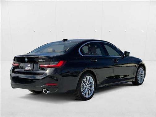 2024 BMW 330 i