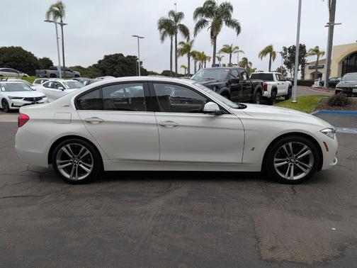 Alpine White 2018 BMW 330e iPerformance