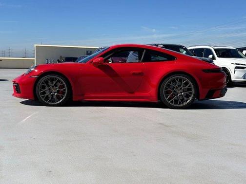 2023 Porsche 911 Carrera 4S