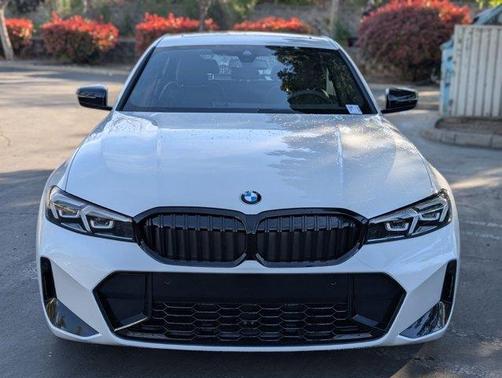 Mineral White Metallic 2026 BMW 330 i NA